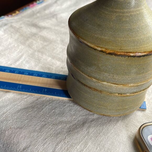 Vintage OMC Midcentury vase green and tan bamboo ceramic. - Picture 8 of 8